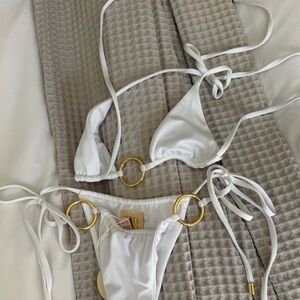 Cin Cin Isle Hoop Top